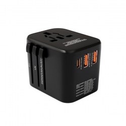 Prio univerzális adapter 4 féle kimenettel, 20W, fekete